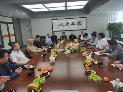 一路歡歌一路情--呂斌率隊赴廣東省走訪調(diào)研永州異地商會并開展輕紡制鞋產(chǎn)業(yè)鏈招商